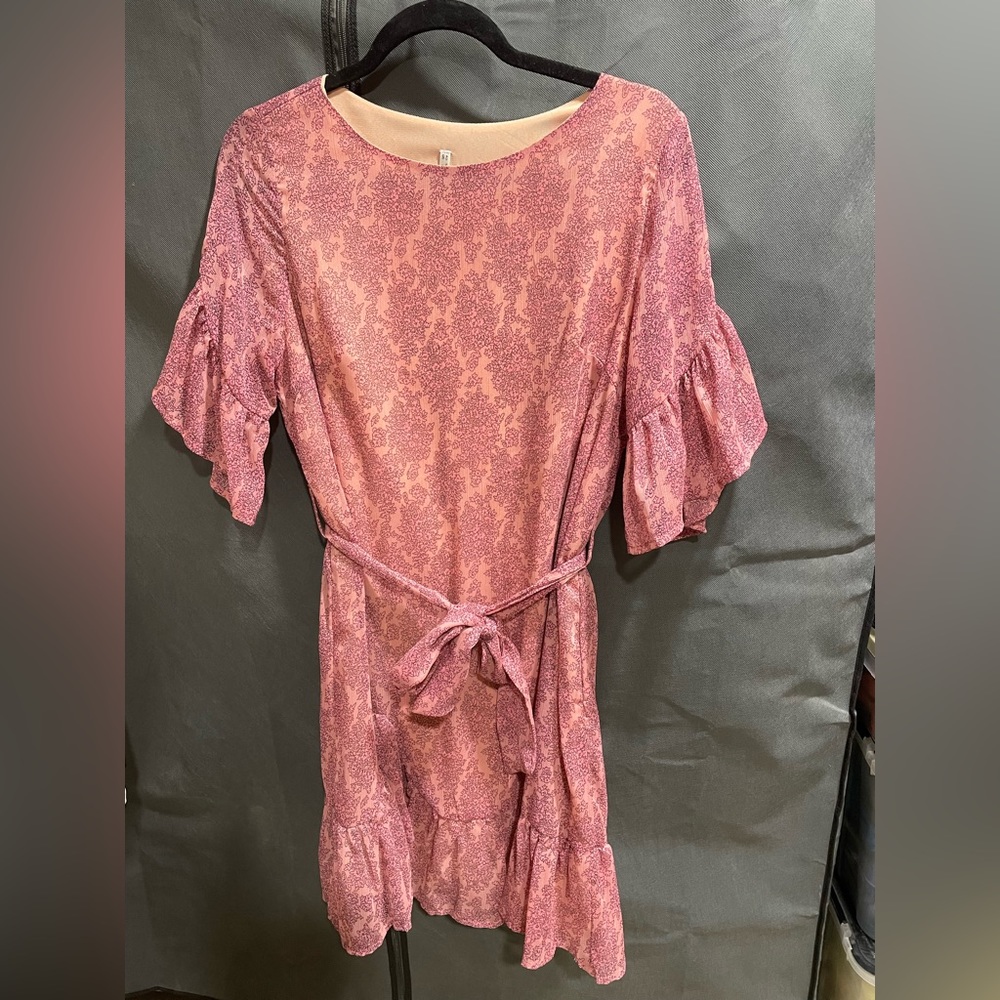 Pink Floral Women’s Dress. Worn once, new condition.